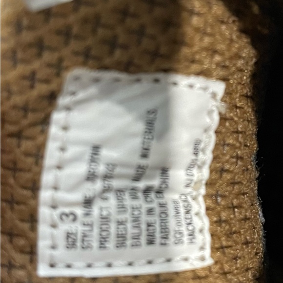 Baby size 3 leather boots - Picture 3 of 3